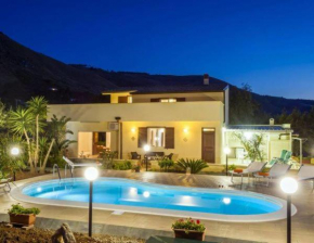 Villa Donna Franca con piscina privata